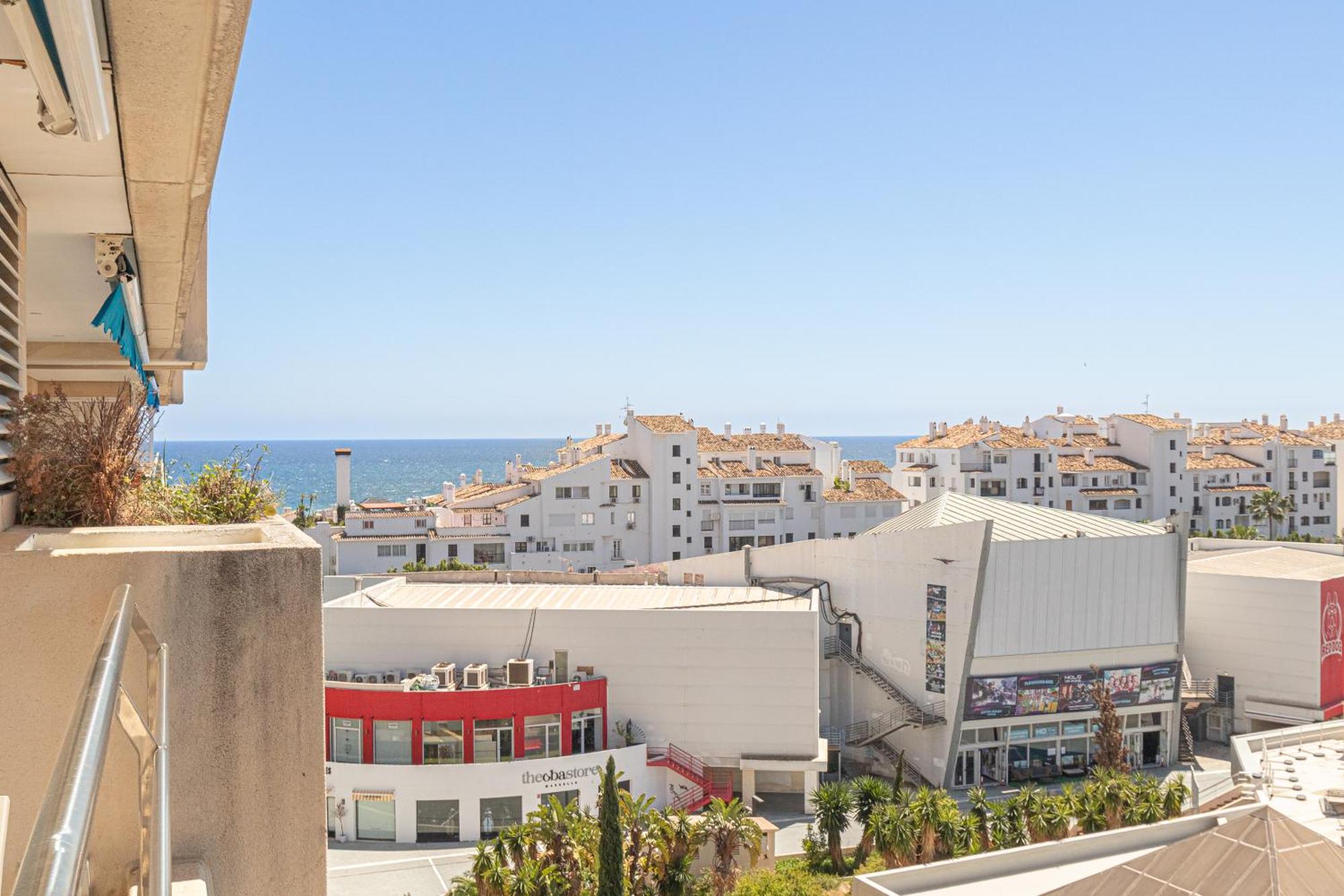 Marina Banus Lll Marbellac